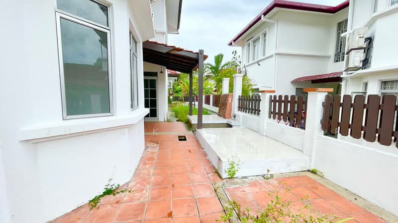 Semi-Detached House for Sale in Bandar Seri Putra (Bangi) - Zulhaikal Asmadee - Exterior - PropertyGuru.com.my