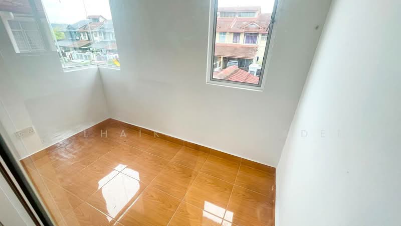 Semi-Detached House for Sale in Bandar Seri Putra (Bangi) - Zulhaikal Asmadee - Interior - PropertyGuru.com.my