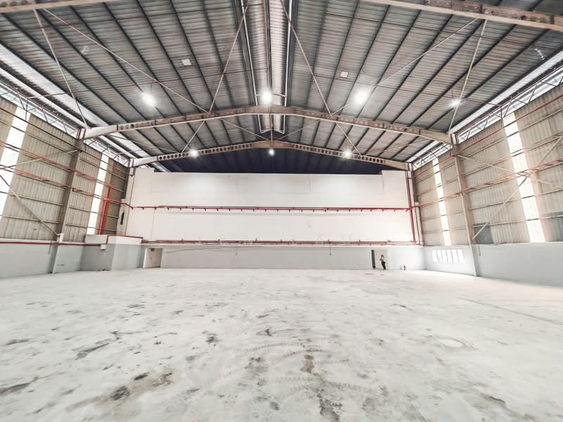 Warehouse for Rent in Taman Perindustrian Subang (Subang Jaya) - Jen Lau - Interior - PropertyGuru.com.my