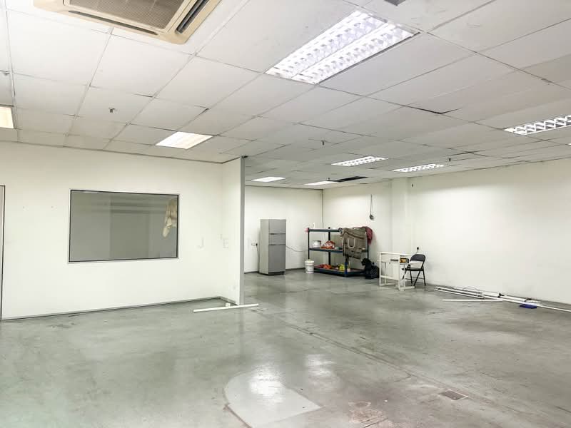 Warehouse for Rent in Taman Perindustrian Subang (Subang Jaya) - Jen Lau - Interior - PropertyGuru.com.my