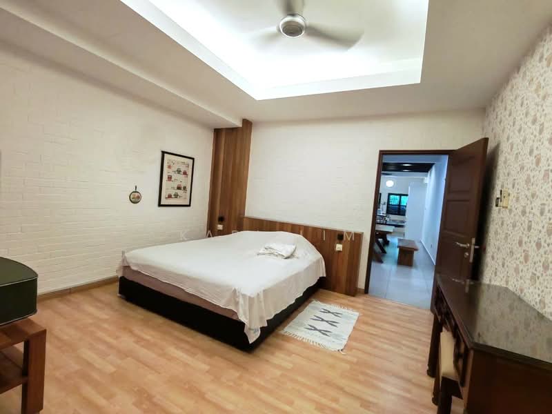 2-storey Terraced House for Sale in Taman Pelangi (Johor Bahru) - Karl Lim - Bedroom - PropertyGuru.com.my