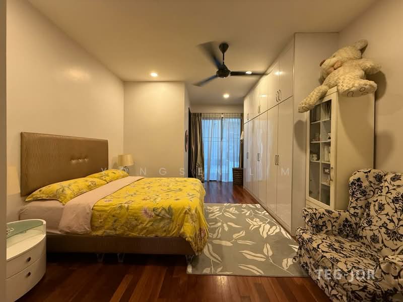 Rumah Teres 3 Tingkat untuk Dijual di Duta Villa (Setia Alam) - Yongsen Lim - Bedroom - PropertyGuru.com.my