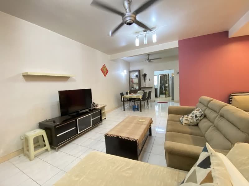 Terraced House for Rent in Bandar Bukit Puchong (Puchong) - Ms Sim - Living Room - PropertyGuru.com.my