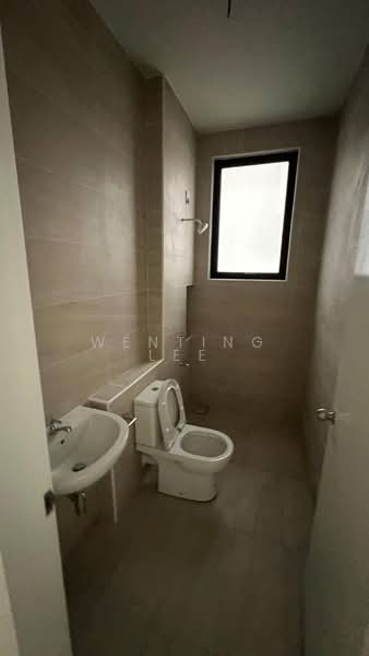 Rumah Kluster untuk Dijual di Taman Ekoflora (Johor Bahru) - Wenting Lee - Bathroom - PropertyGuru.com.my