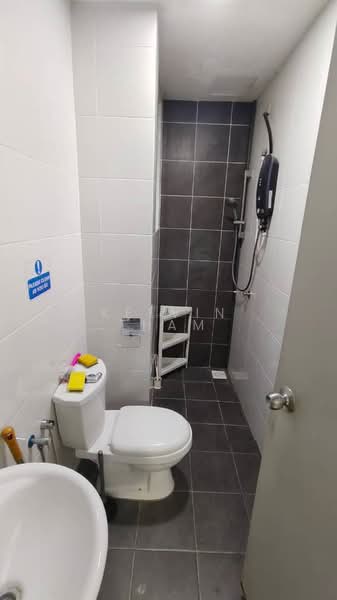 Service Residence for Rent at The Zizz @ Damansara North - Kelvin Tham - Bathroom - PropertyGuru.com.my