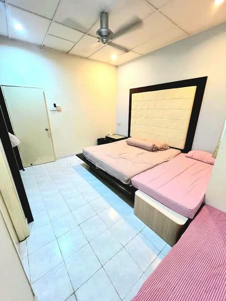 Rumah Teres untuk Disewa di Johor Bahru (Johor) - Kenneth Tan - Bedroom - PropertyGuru.com.my