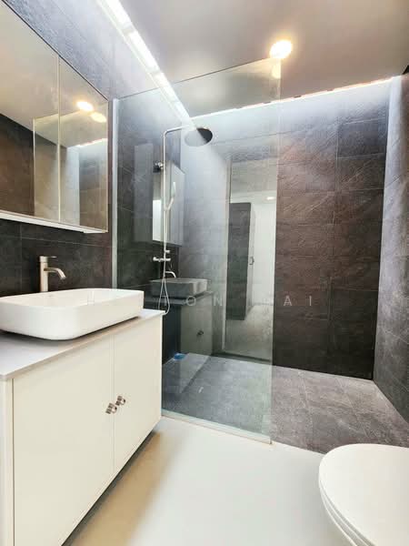 Rumah Banglo untuk Disewa di Leisure Farm (Gelang Patah) - Heston Lai - Bathroom - PropertyGuru.com.my