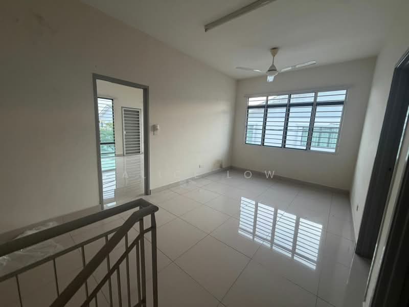 2-storey Terraced House for Sale in Saujana Rawang (Rawang) - Alice Low - Interior - PropertyGuru.com.my
