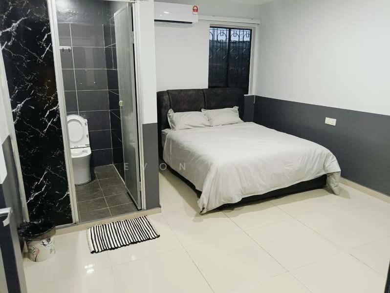 Rumah Teres 1 Tingkat untuk Dijual di Taman Abad (Johor Bahru) - Evon Yap - Bedroom - PropertyGuru.com.my