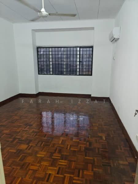 2-storey Terraced House for Rent in Kota Kemuning (Shah Alam) - Farah Izzati - Interior - PropertyGuru.com.my