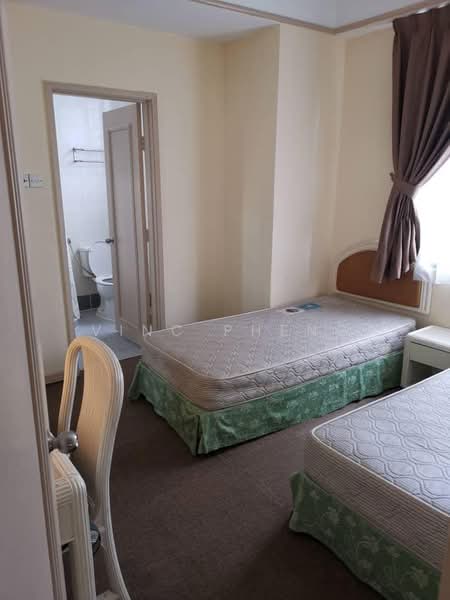Pangsapuri untuk Dijual di Costa Mahkota - Vinc Pheng - Bedroom - PropertyGuru.com.my