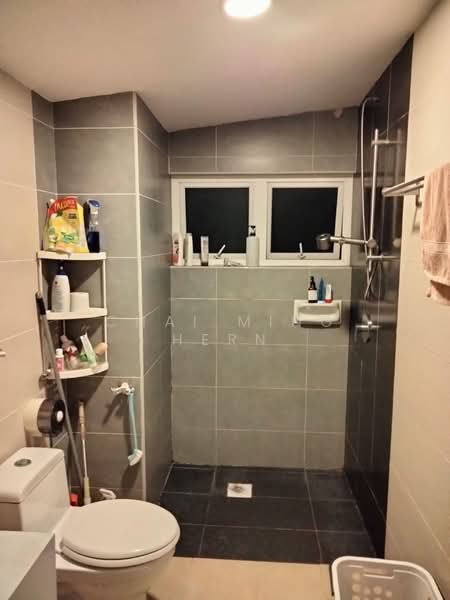 Rumah Banglo untuk Dijual di Sungai Long (Bandar Sungai Long) - Chai Ming Hern - Bathroom - PropertyGuru.com.my