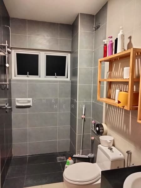 Rumah Banglo untuk Dijual di Sungai Long (Bandar Sungai Long) - Chai Ming Hern - Bathroom - PropertyGuru.com.my