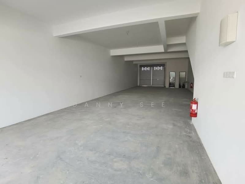 Kedai / Pejabat untuk Dijual di Bandar Indahpura (Kulai) - Danny See - Interior - PropertyGuru.com.my