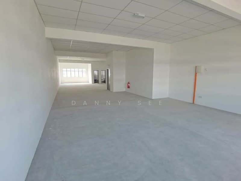 Kedai / Pejabat untuk Dijual di Bandar Indahpura (Kulai) - Danny See - Interior - PropertyGuru.com.my