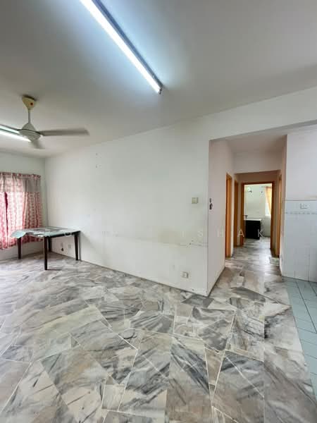 Apartment for Rent at Astana Alam Apartment 2 - Rohana Ishak - Living Room - PropertyGuru.com.my