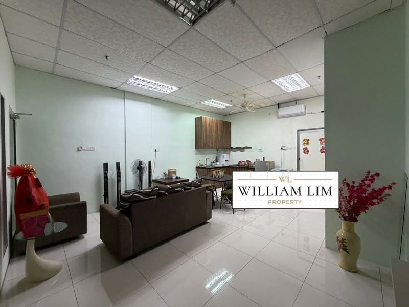 Retail Space for Rent in Bayan Baru (Penang) - William Lim - Living Room - PropertyGuru.com.my