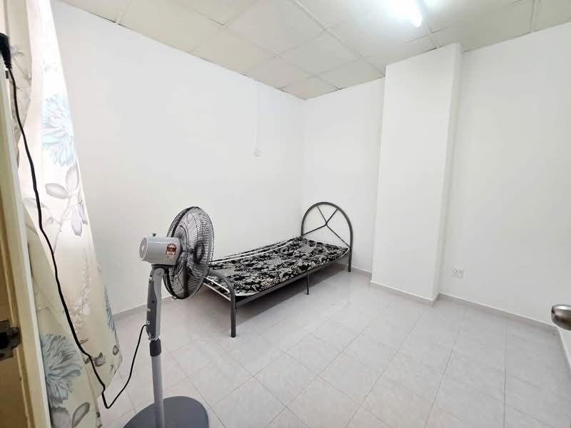 Apartment for Rent at Midlands Court - Jeff Ooi - Bedroom - PropertyGuru.com.my
