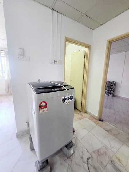 Apartment for Rent at Midlands Court - Jeff Ooi - PropertyGuru.com.my