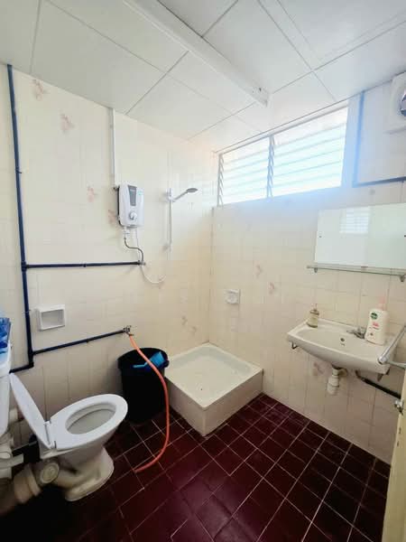 Apartment for Rent at Midlands Court - Jeff Ooi - PropertyGuru.com.my