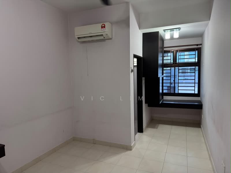 Rumah Teres 2 Tingkat untuk Dijual di Taman Redang (Johor Bahru) - Vic Lim - PropertyGuru.com.my