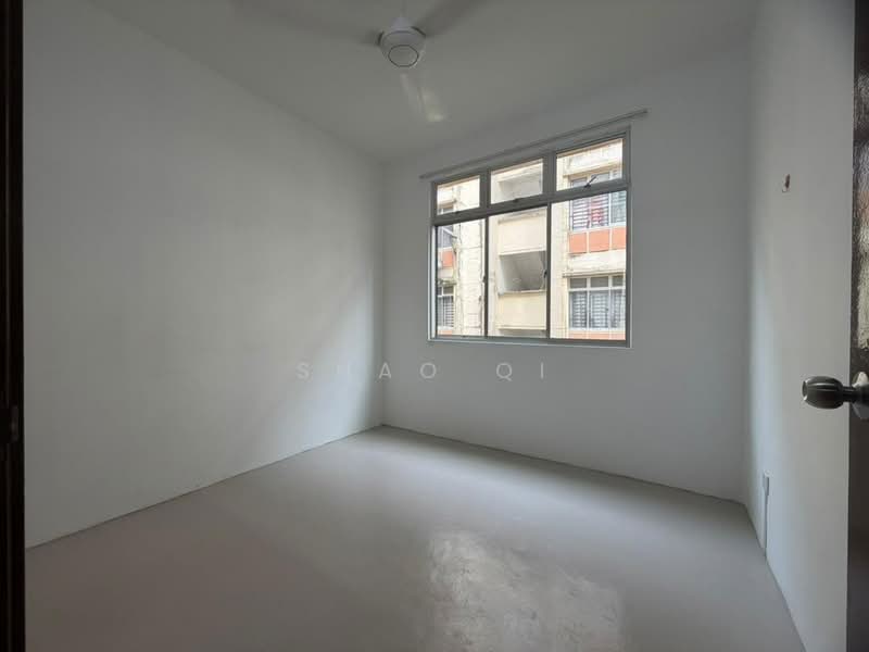 Flat for Rent at Flat Bukit Indah - Shao Qi - Interior - PropertyGuru.com.my