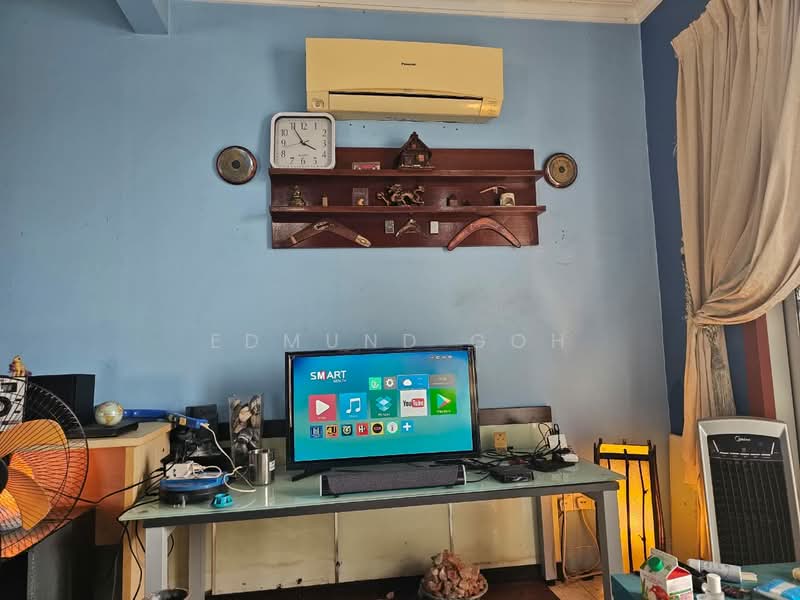Pangsapuri untuk Dijual di Vista Pinggiran Apartment - Edmund Goh - Living Room - PropertyGuru.com.my