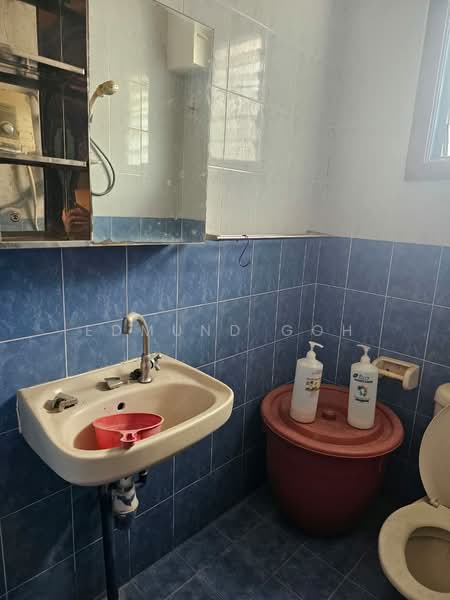 Pangsapuri untuk Dijual di Vista Pinggiran Apartment - Edmund Goh - Bathroom - PropertyGuru.com.my