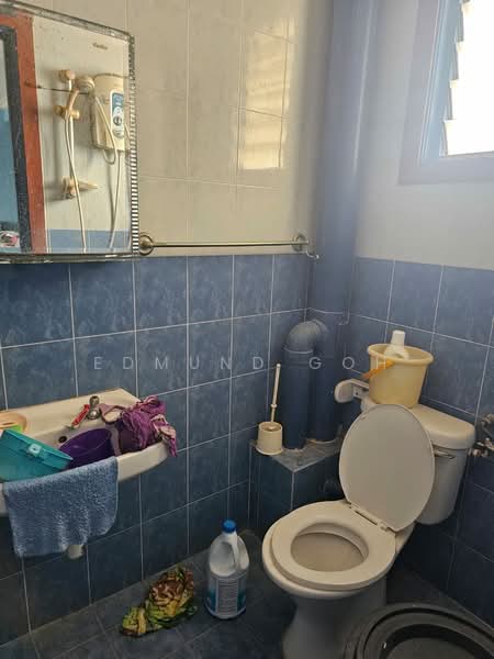 Pangsapuri untuk Dijual di Vista Pinggiran Apartment - Edmund Goh - Bathroom - PropertyGuru.com.my