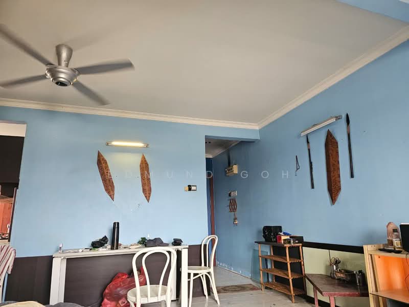 Pangsapuri untuk Dijual di Vista Pinggiran Apartment - Edmund Goh - Living Room - PropertyGuru.com.my