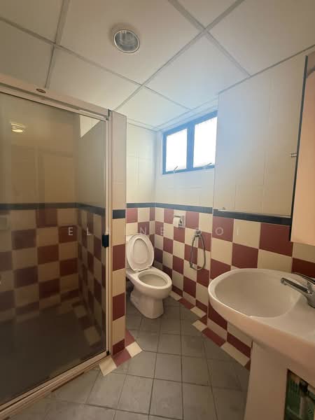 Kondominium untuk Disewa di Diamond Villa Condominium - Elaine Ooi - Bathroom - PropertyGuru.com.my