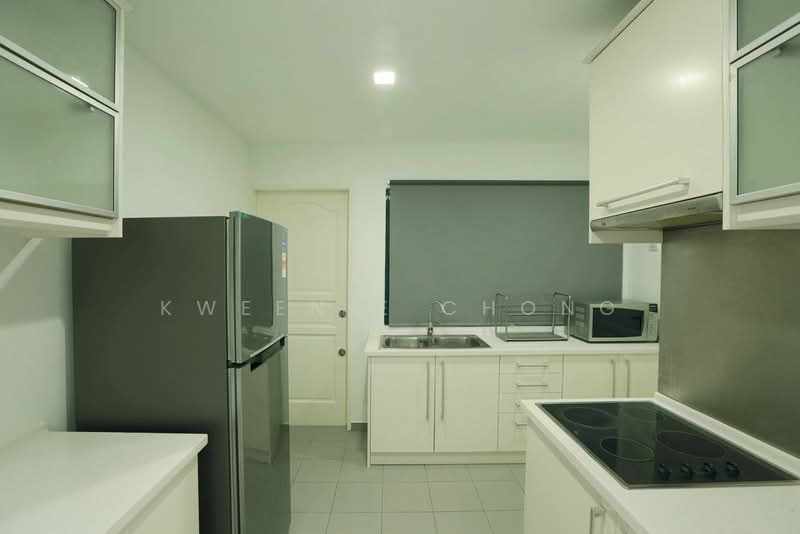Kondominium untuk Dijual di Corinthian Condominium - Kweenie Chong - Kitchen - PropertyGuru.com.my