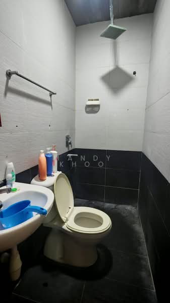 Rumah Teres 2 Tingkat untuk Dijual di Taman Danau Kota (Setapak) - Mandy Khoo - Bathroom - PropertyGuru.com.my