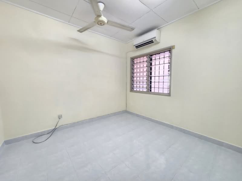 2-storey Terraced House for Sale in Bandar Kinrara (Selangor) - Adrian Leong - Interior - PropertyGuru.com.my