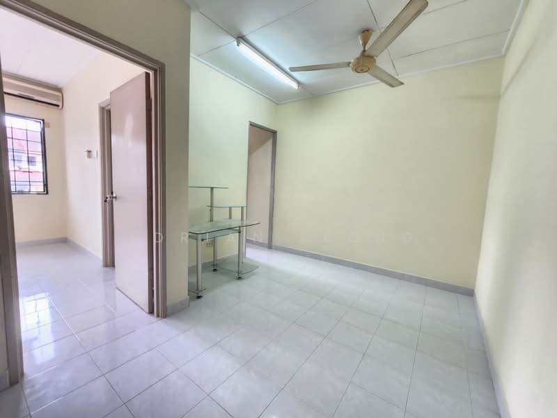 2-storey Terraced House for Sale in Bandar Kinrara (Selangor) - Adrian Leong - Interior - PropertyGuru.com.my