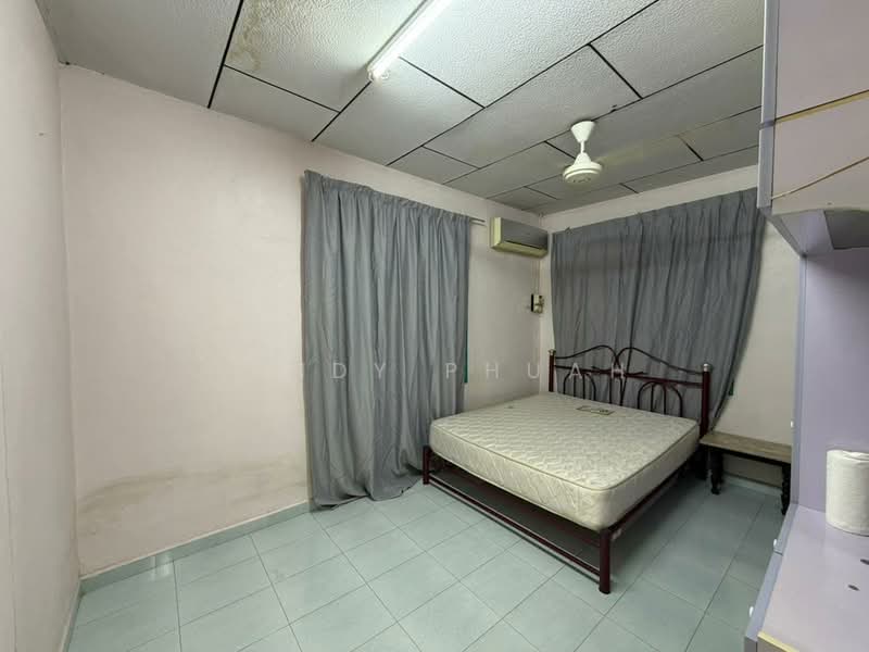 Rumah Teres 1 Tingkat untuk Dijual di Taman Merak (Simpang Ampat) - Vindy Phuah - Bedroom - PropertyGuru.com.my