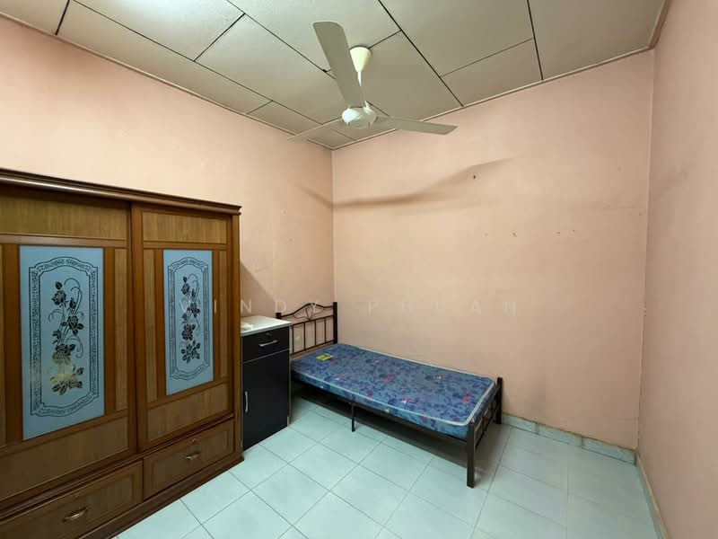 Rumah Teres 1 Tingkat untuk Dijual di Taman Merak (Simpang Ampat) - Vindy Phuah - Bedroom - PropertyGuru.com.my