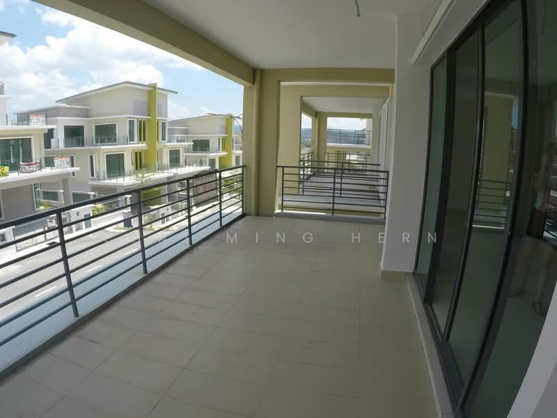 Rumah Berkembar untuk Dijual di Mahkota Cheras (Cheras) - Chai Ming Hern - Balcony - PropertyGuru.com.my