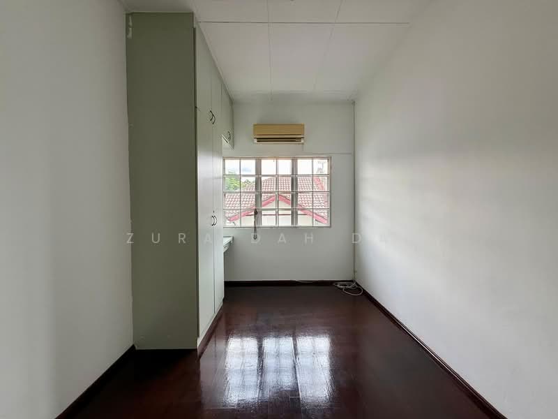Rumah Berkembar untuk Dijual di Saujana Impian (Kajang) - Zuraidah Dan - Bedroom - PropertyGuru.com.my