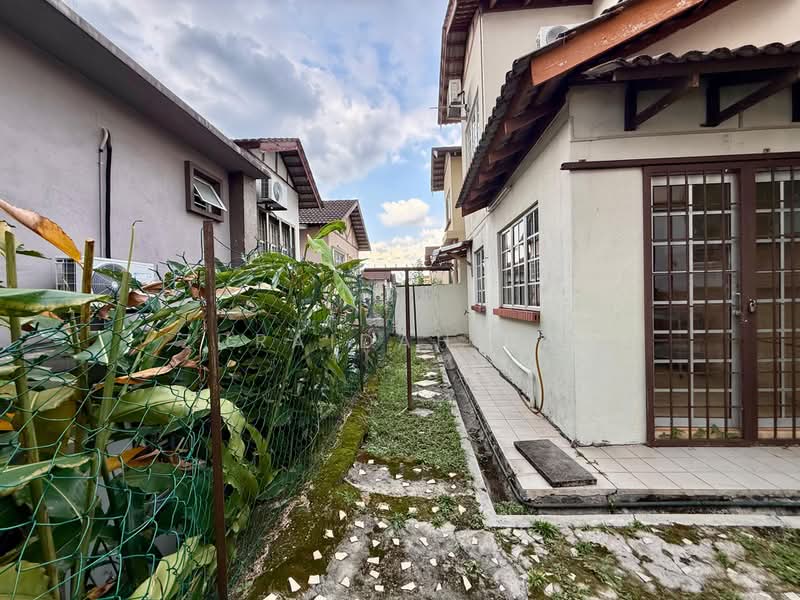 Rumah Berkembar untuk Dijual di Saujana Impian (Kajang) - Zuraidah Dan - Exterior - PropertyGuru.com.my