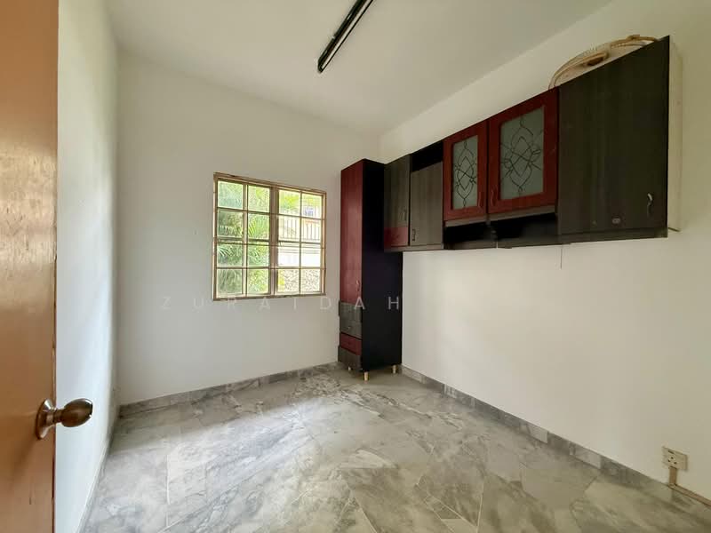 Rumah Berkembar untuk Dijual di Saujana Impian (Kajang) - Zuraidah Dan - Bedroom - PropertyGuru.com.my