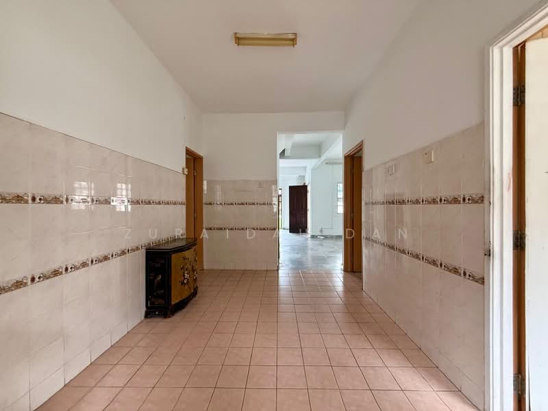 Rumah Berkembar untuk Dijual di Saujana Impian (Kajang) - Zuraidah Dan - Kitchen - PropertyGuru.com.my