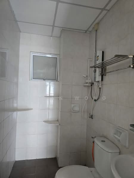 Kondominium untuk Dijual di Monte Bayu - Megan Wong - Bathroom - PropertyGuru.com.my