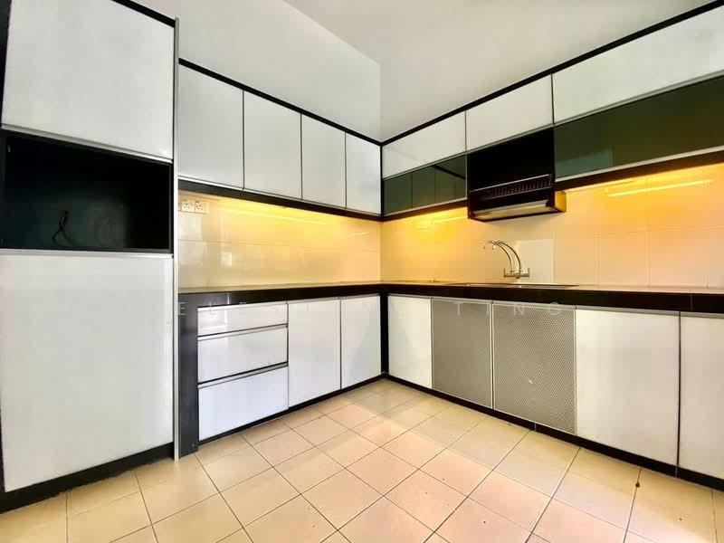 2-storey Terraced House for Sale in Taman Nadayu 92 (Kajang) - Celestine Ting - Kitchen - PropertyGuru.com.my