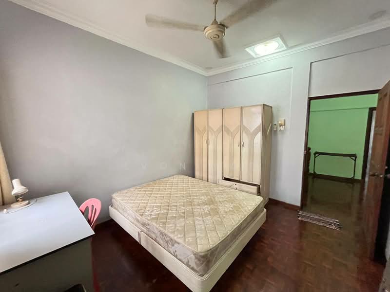 2-storey Terraced House for Sale in Taman Sri Putri (Skudai) - Evon Yap - Bedroom - PropertyGuru.com.my