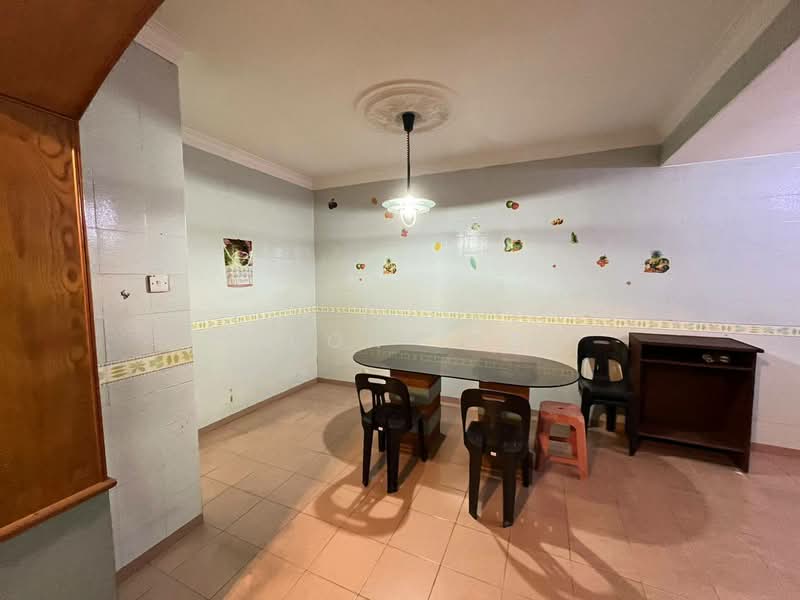 2-storey Terraced House for Sale in Taman Sri Putri (Skudai) - Evon Yap - Dining Room - PropertyGuru.com.my