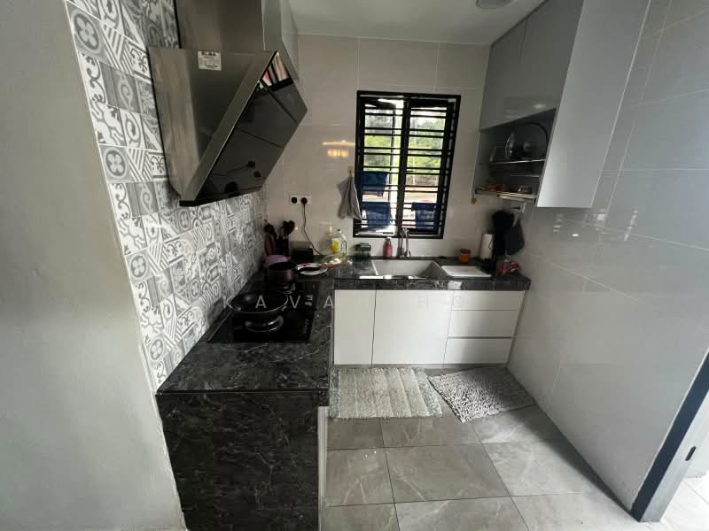 2-storey Terraced House for Sale in Bandar Kinrara (Selangor) - Kavan Ho - Kitchen - PropertyGuru.com.my