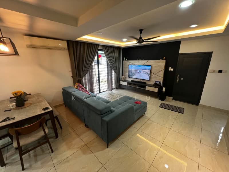 2-storey Terraced House for Sale in Bandar Kinrara (Selangor) - Kavan Ho - Living Room - PropertyGuru.com.my