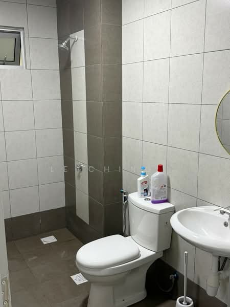 Servis Apartment untuk Disewa di One 49 Residence - Le Ching . - Bathroom - PropertyGuru.com.my
