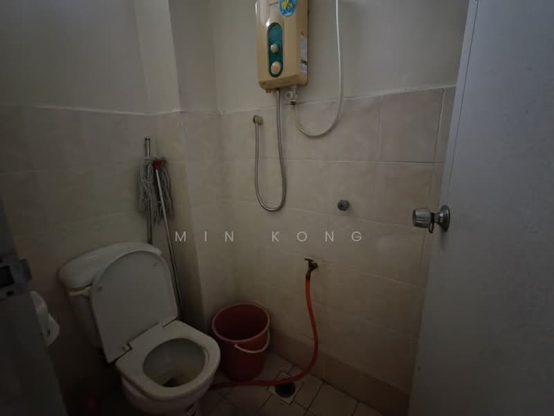 2-storey Terraced House for Sale in Taman Seri Orkid (Skudai) - Min Kong - Bathroom - PropertyGuru.com.my